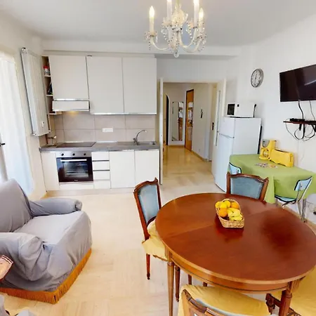 Saint Christophe - Giotto - Joli Et Agreable 3 Pieces Avec Balcon Et Petit Apercu Mer Mae-9004 Apartment Menton